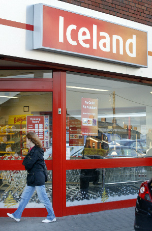 An Iceland advert criticising the Food Safety Authority of Ireland has been banned in the UK