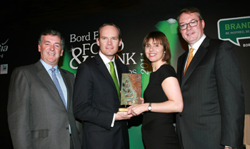 From left: Awards sponsor Rabobank's Chief Executive Kevin Knightly; the Minister for Agriculture, Food and the Marine Simon Coveney TD; Rosemary Garth, Communications Director, Irish Distillers and Bord Bia Chairman Michael Carey.