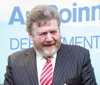 Minister James Reilly was speaking at the launch of the Food Safety Authority of Ireland’s survey entitled Calories on Menus in Ireland – a Report on a National Consultation.