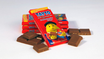 Just 10,000 bars of the limited edition Tayto Milk Chocolate Bar have been released and are being sold in Tayto Park in Ashbourne, Co Meath, and retailers including Londis, Gala, Costcutter, Topaz and Spar.