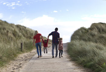 The great majority of overseas holidaymakers would definitely recommend Ireland for a holiday to friends and family