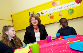 Pictured at the launch is Minster for Social Protection Joan Burton, with Beth Donohoe and Michael Matswen (7) from St. Catherine's School