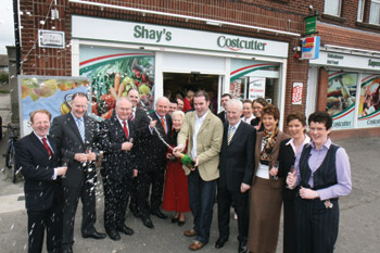 Norman Lenihan, head of sales and marketing, Barry Group, Jim Barry, MD, Barry Group, Noel Aherne, Marty Whelan, John McAllen, commercial director, Barry Group, with Karl, Shay, Sylvia, Sinead, Lisa and Hazel Doherty