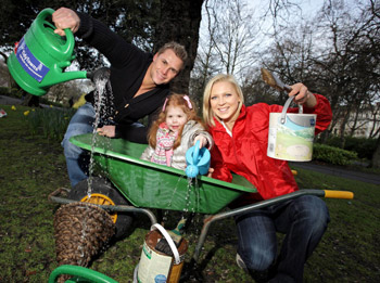 Sarah McGovern with Vinny Gough and Georgia Tobin help launch the 2010 National Tidy Towns Competition