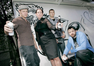 At Dublin’s first ‘Secret Wars’ graffiti battle with Bulmers marketing manager, Orlaith Fortune, are artists (L – R) Mr Gauky, Kodax and Dan Leo