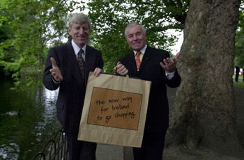 The start of a beautiful friendship: Back in 2000 Alfie Kane of Eircom and Feargal Quinn of Superquinn, in St. Stephens Green for the launch of Irelands first retail portal site Buy4Now.ie