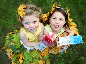 Pictured at the launch of Tetra Pak’s ‘See the woods for the trees’ campaign are Sophie Kirwan (5) and Lily O’Shaughnessy (5), marking the launch of Ireland’s first-ever Forest Stewardship Council certified carton