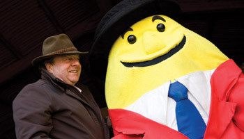 Raymond Coyle and Mr Tayto.In spite of a successful ‘Search for Mrs Tayto’ campaign, the potato icon plumped for a bachelor’s life in the end