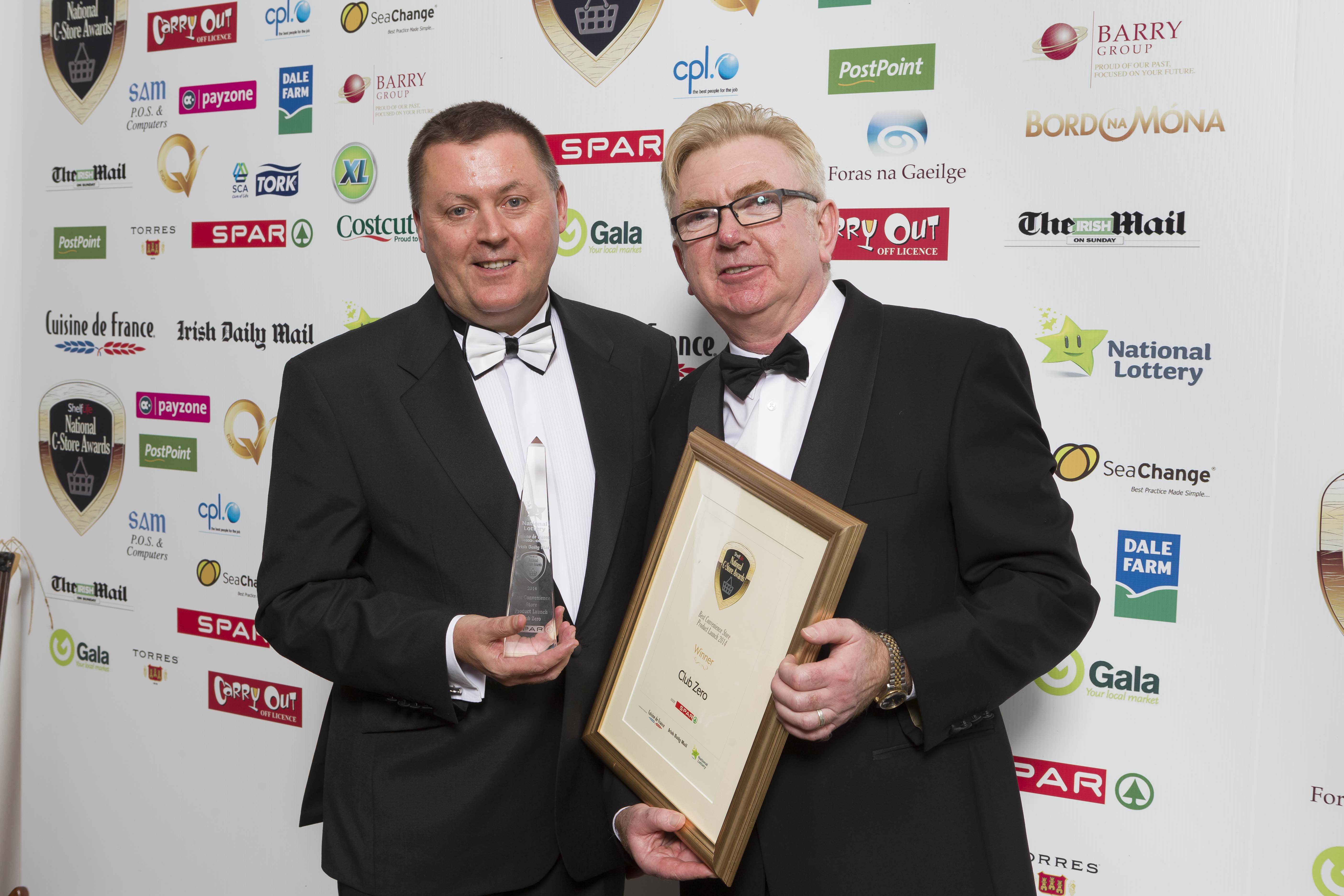 Malachy Hanberry, Sales and Retail Advisory Services director, Spar presents the award for Best New C-Store Product Launch 2014 to ShelfLife publisher John McDonald on behalf of Britvic for Club Zero