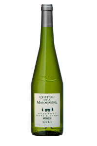 Served chilled, this wine is an ideal match for entrées and grilled fish with lemon juice