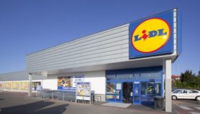 Lidl will remove all plastic from its fruit and veg aisle by Christmas