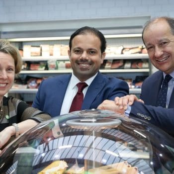Tara McCarthy, CEO, Bord Bia; Jaffar Al Asfoor, BMMI, and Chris Martin, Musgrave CEO, announce a new export deal for Musgrave