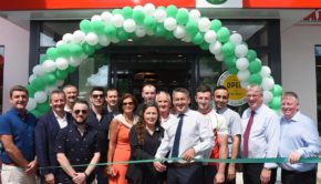 The team at the new Ballyvolane Top Oil and Spar forecourt