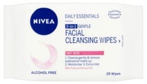 3 in 1 Gentle Cleansing Wipes absorb dirt, oil and makeup without affecting the skin’s natural barrier 