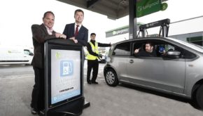 Conor Lucey Head of Retail Operations at Applegreen, Richard Ryder, Marketing Manager of Disabled Drivers Association of Ireland and fuelService app Service User Sean O’Kelly