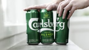 Carlsberg's new Snap Pack will bind cans using glue, eliminating the need for plastic packaging or rings