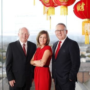 Paul Carty, MD of the Guinness Storehouse; Fiona Herald, Business Development Managerand Paul Keeley, Commercial Director, Fáilte Ireland, marking the China Ready certification