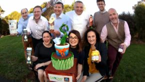 Irish chef Richard Corrigan (back centre) and Laura Harper (seated centre), buying director, Aldi Stores Ireland, were joined by last year’s five overall Grow with Aldi winning producers, to announce that Aldi is now seeking applications for year II of the programme