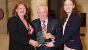 Feargal Quinn accepts the Convenience Champion 2013 award alongside ShelfLife editor Gillian Hamill and EIQA director Irene Collins